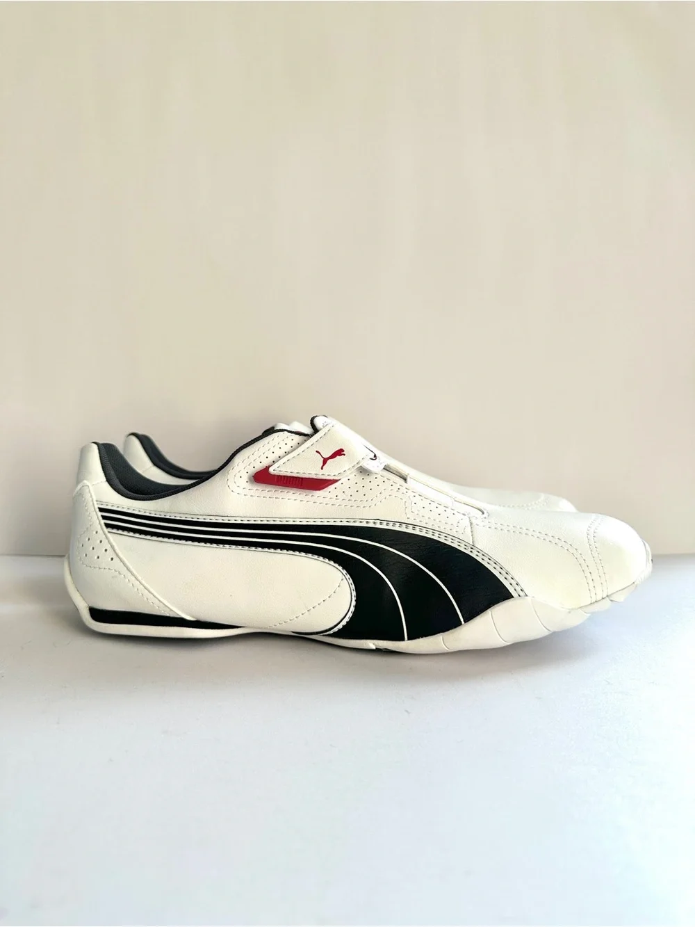 PUMA REDON MOVE MENS SNEAKERS RARE COLORWAY WHITE WHITE/BLACK/RED NEW Sz10.5